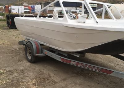 Kavips Sandblasting boat ready for painting