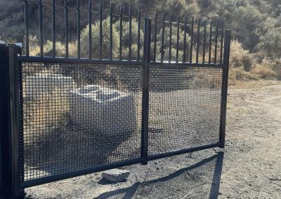 Kavips Sandblasting newly painted metal fence